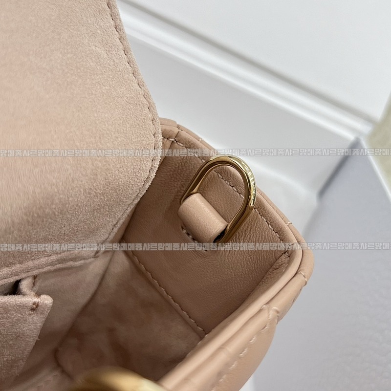 디올레이디디조이백스몰백  20260328-135636-013루.jpg