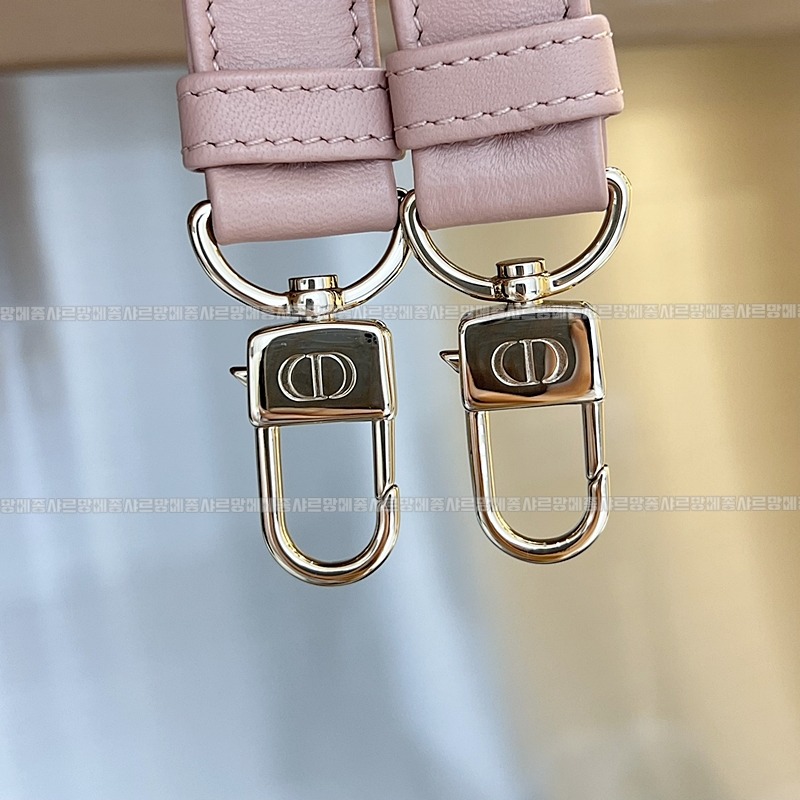 디올레이디디조이백스몰백  20260328-135636-017루.jpg