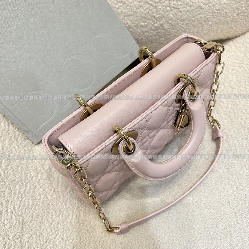 디올레이디디조이백스몰백  20260328-140018-011루.jpg