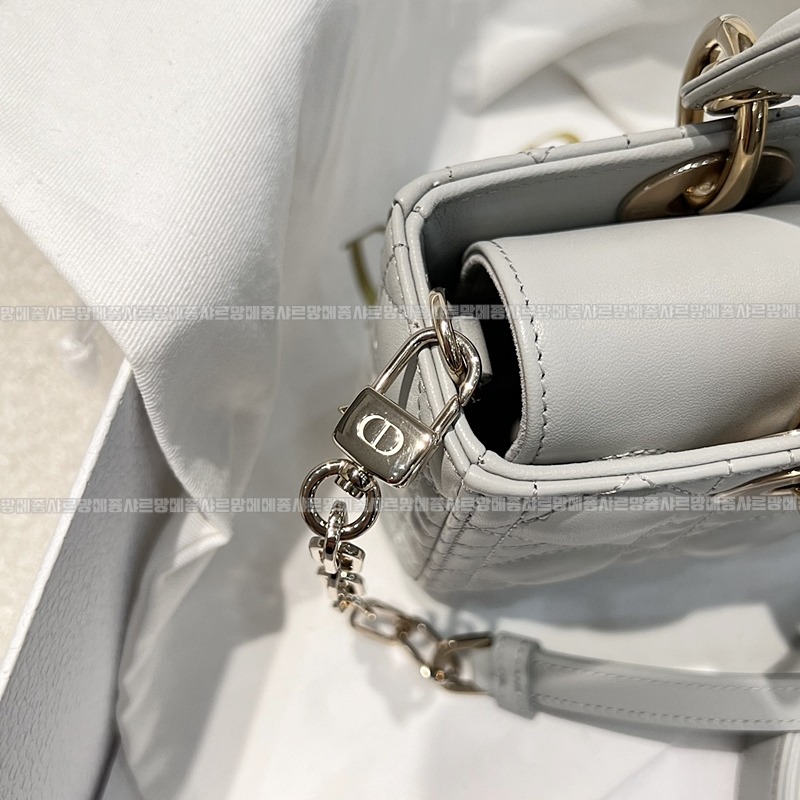 디올레이디디조이백스몰백  20260328-140258-010루.jpg