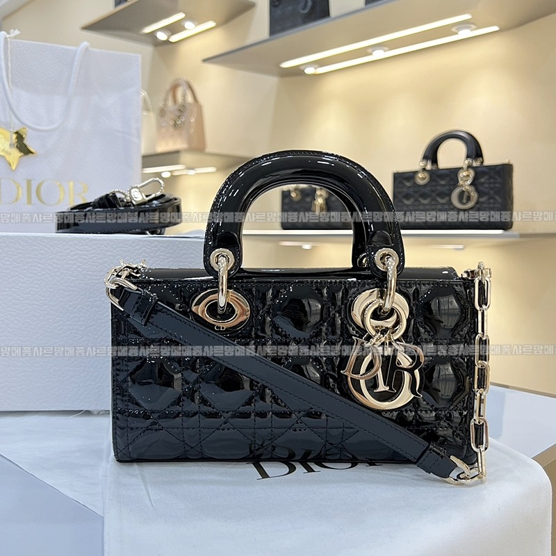 디올레이디디조이백스몰백  20260328-140525-001루.jpg