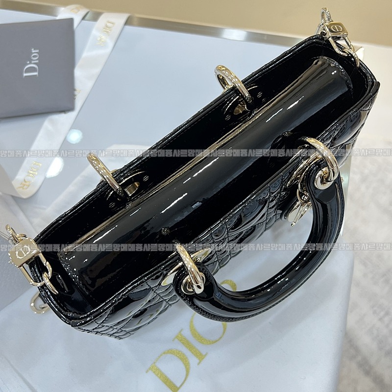 디올레이디디조이백스몰백  20260328-140525-003루.jpg