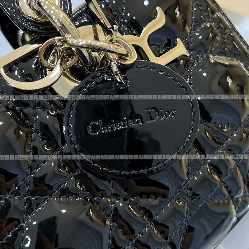 디올레이디디조이백스몰백  20260328-140526-010루.jpg