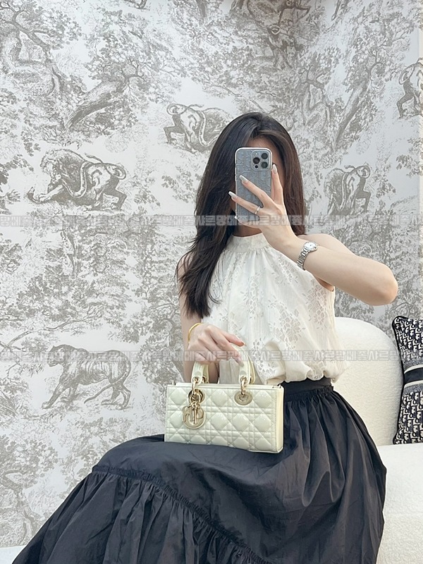 디올레이디디조이백스몰백  20260328-141354-013루.jpg