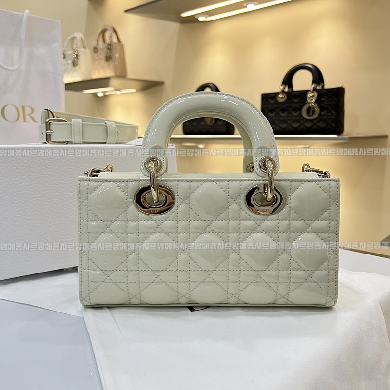 디올레이디디조이백스몰백  20260328-141352-002루.jpg