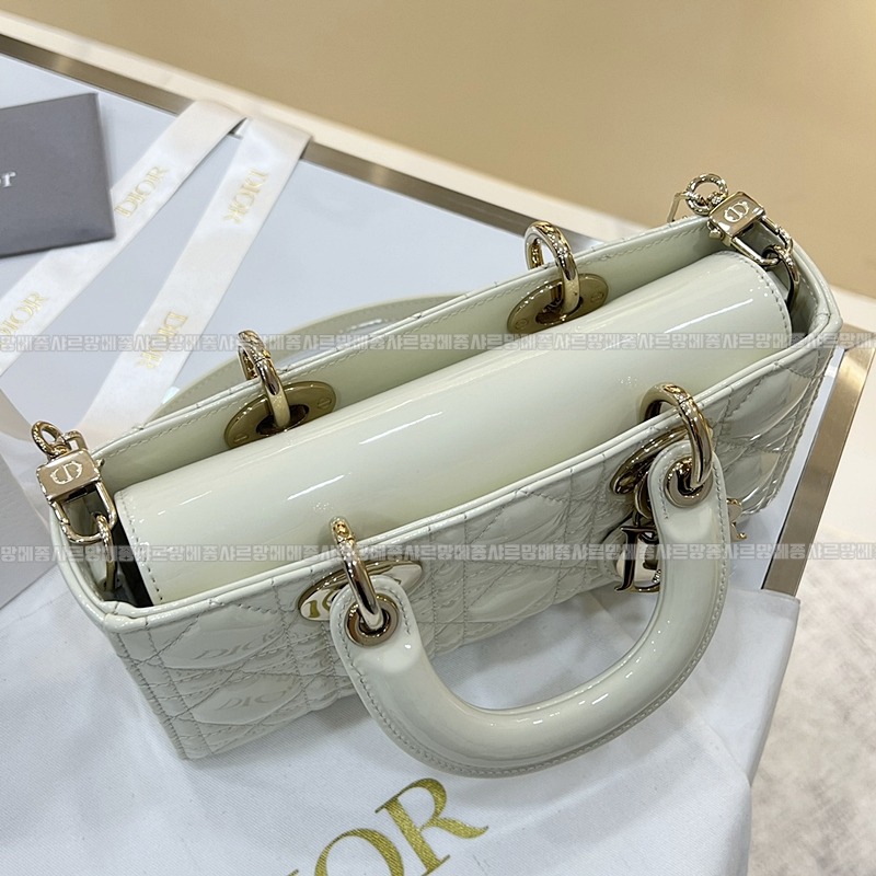 디올레이디디조이백스몰백  20260328-141352-006루.jpg