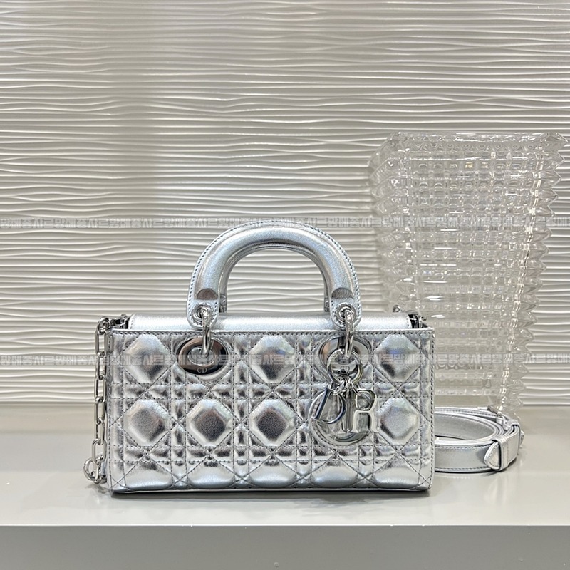 디올레이디디조이백스몰백  20260328-141655-001루.jpg