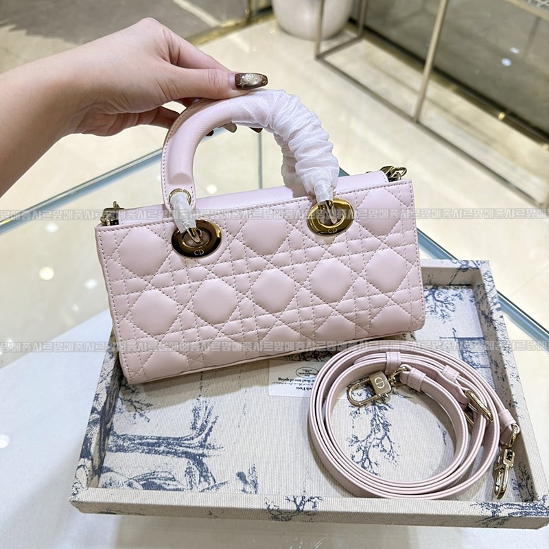 디올레이디디조이백스몰백  20260328-142202-002루.jpg