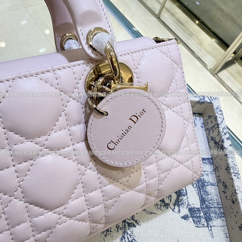 디올레이디디조이백스몰백  20260328-142202-006루.jpg