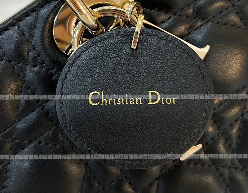 디올레이디디조이백미니백  20260328-151017-014루.jpg