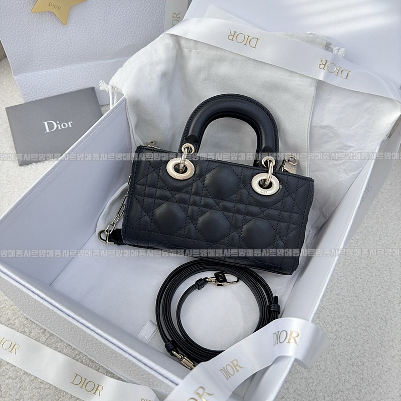 디올레이디디조이백미니백  20260328-151016-002루.jpg