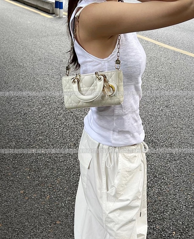 디올레이디디조이백미니백  20260328-151419-022루.jpg