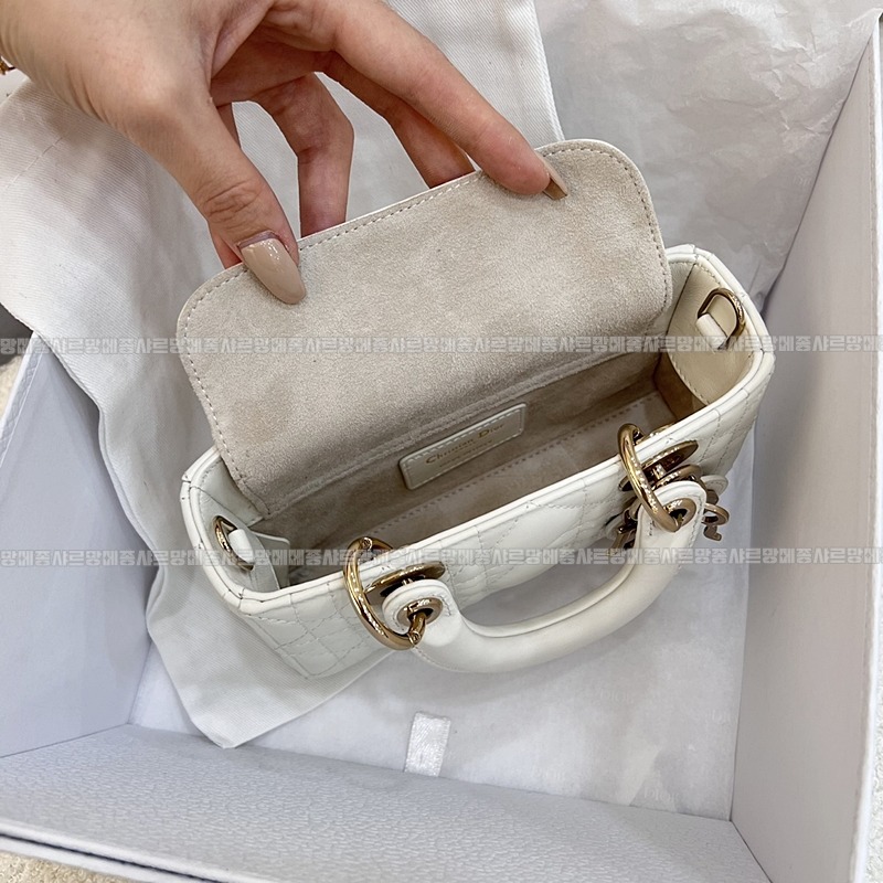 디올레이디디조이백미니백  20260328-151416-006루.jpg