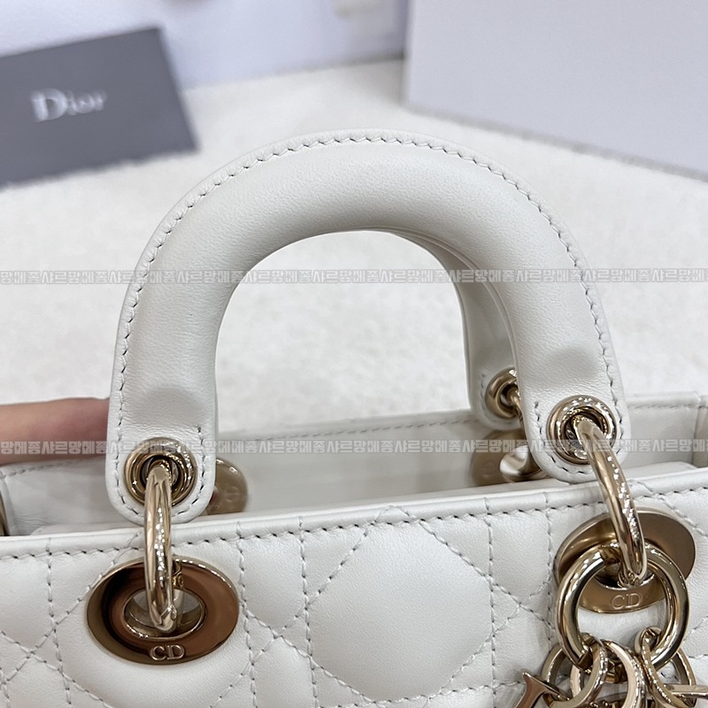 디올레이디디조이백미니백  20260328-151417-007루.jpg