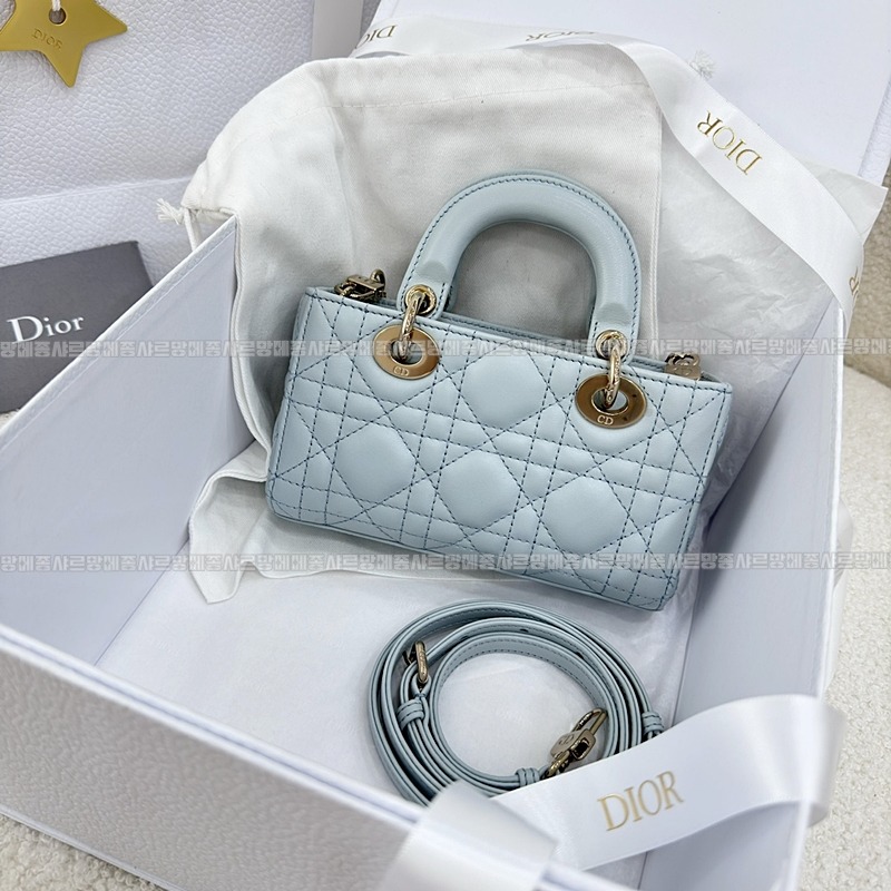 디올레이디디조이백미니백  20260328-151642-002루.jpg