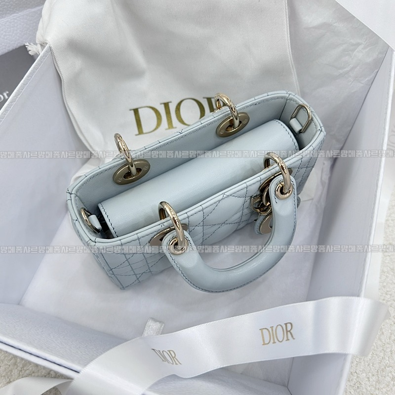 디올레이디디조이백미니백  20260328-151642-005루.jpg