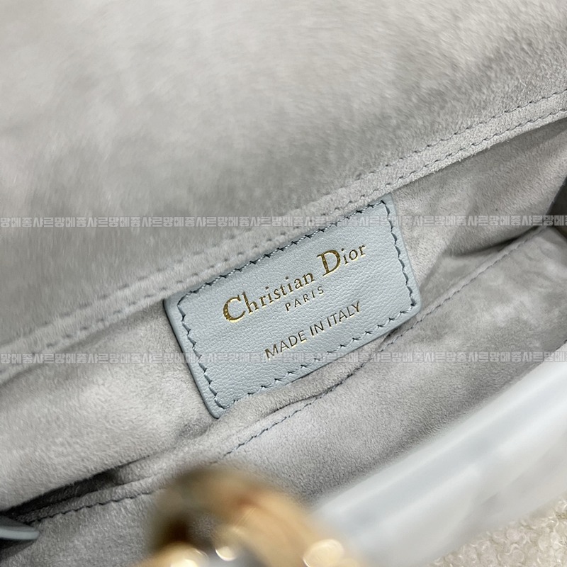 디올레이디디조이백미니백  20260328-151642-008루.jpg