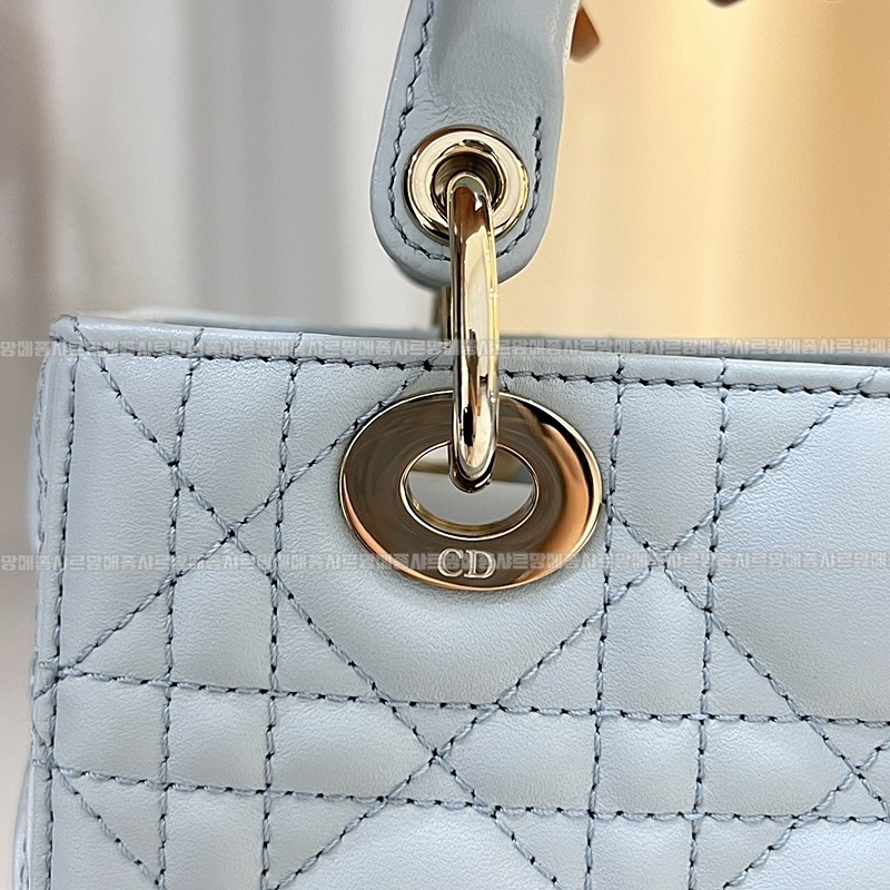 디올레이디디조이백미니백  20260328-151643-011루.jpg