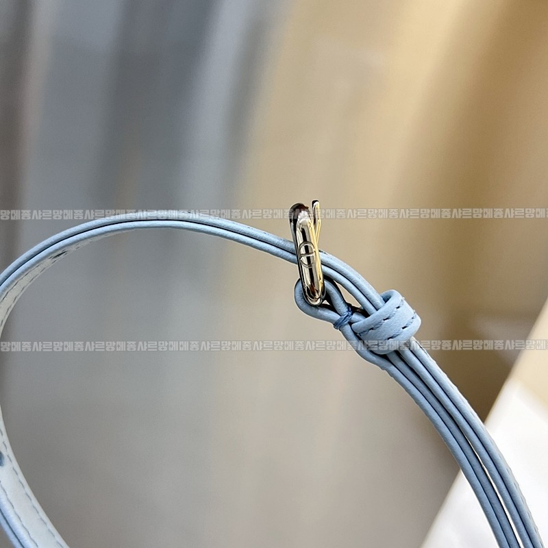 디올레이디디조이백미니백  20260328-151644-017루.jpg