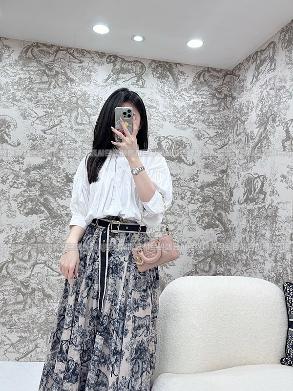 디올레이디디조이백미니백  20260328-151954-022루.jpg