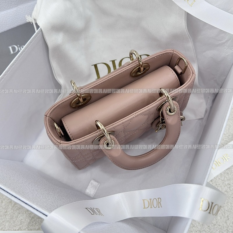 디올레이디디조이백미니백  20260328-151951-005루.jpg