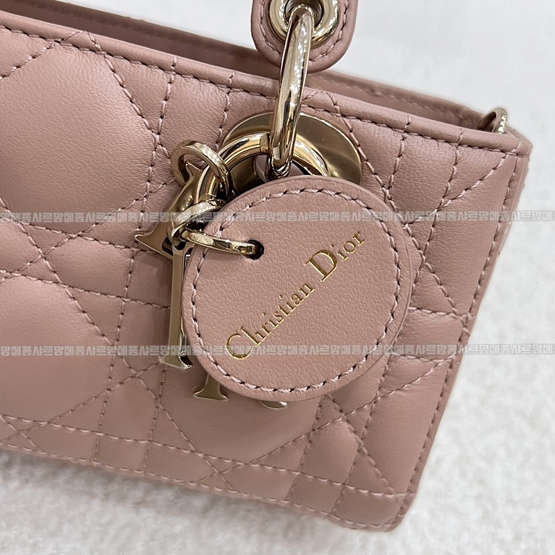 디올레이디디조이백미니백  20260328-151952-014루.jpg