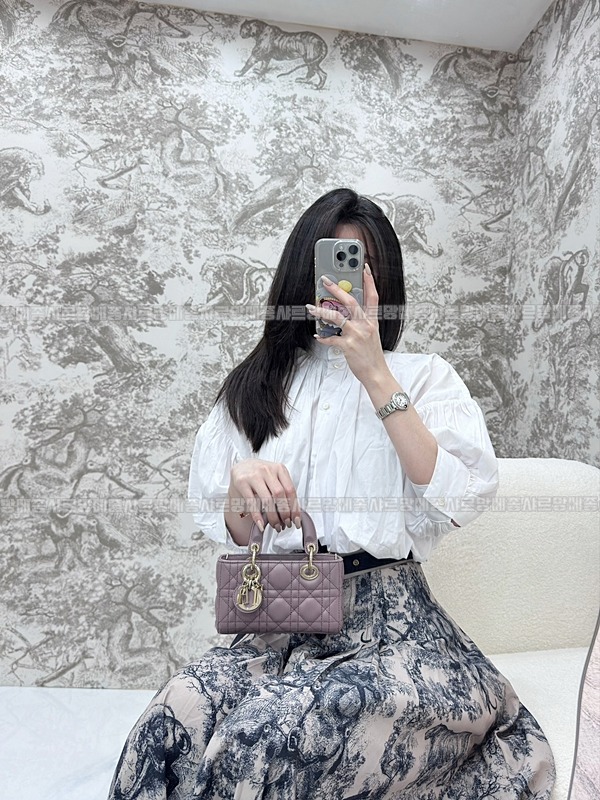 디올레이디디조이백미니백  20260328-162011-019루.jpg