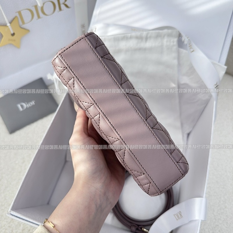 디올레이디디조이백미니백  20260328-162009-004루.jpg