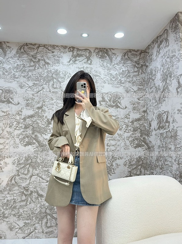 디올레이디디조이백미니백  20260328-162322-027루.jpg