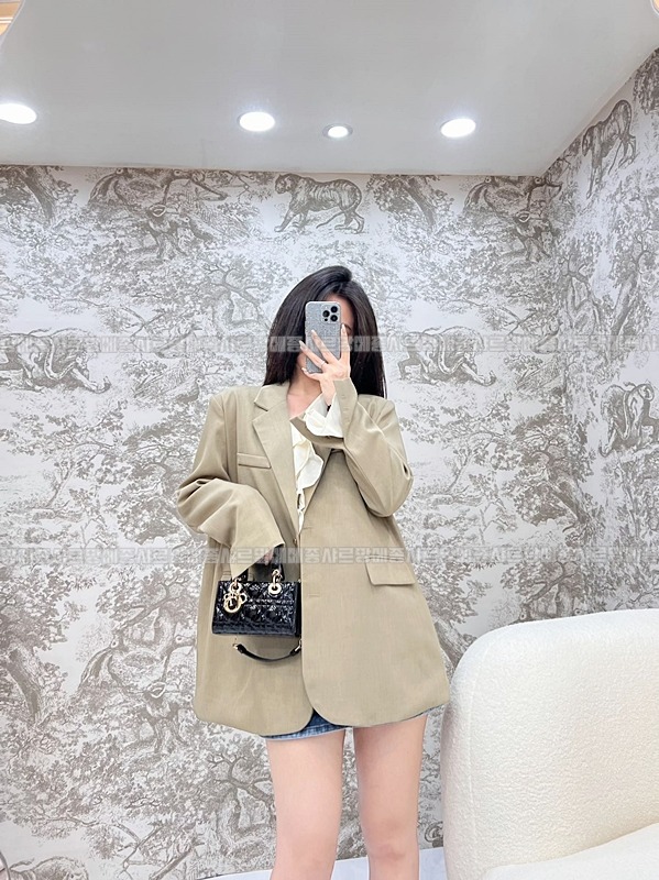 디올레이디디조이백미니백  20260328-162845-024루.jpg