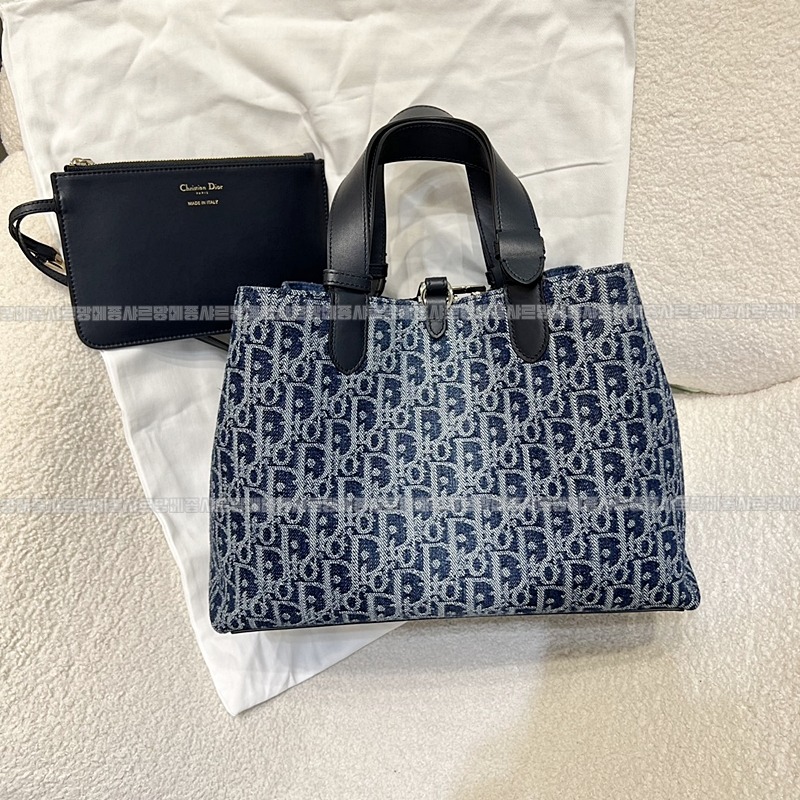 디올뚜주흐토트백  20260329-100739-002루.jpg