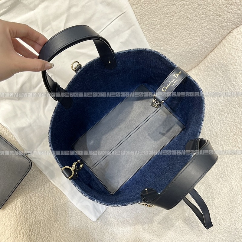 디올뚜주흐토트백  20260329-100740-005루.jpg