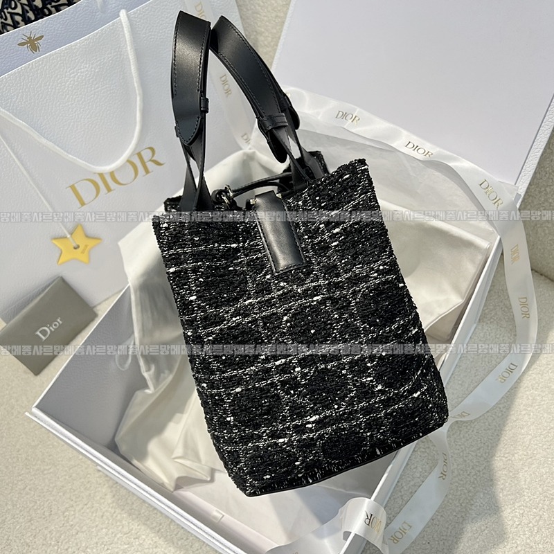 디올뚜주흐토트백  20260329-101236-003루.jpg