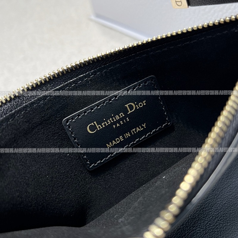 디올뚜주흐토트백  20260329-101237-013루.jpg