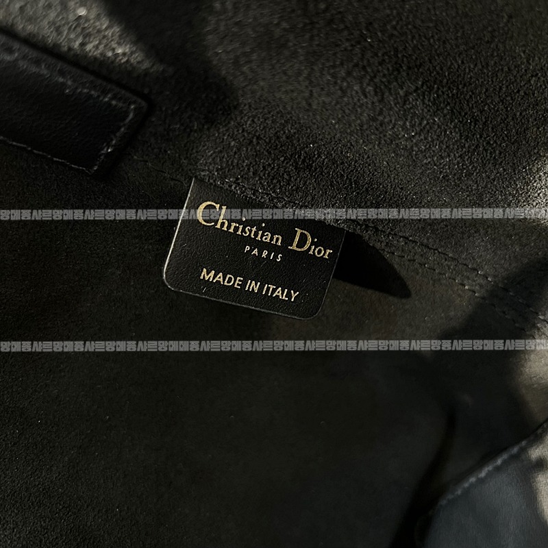 디올뚜주흐토트백  20260329-101238-015루.jpg