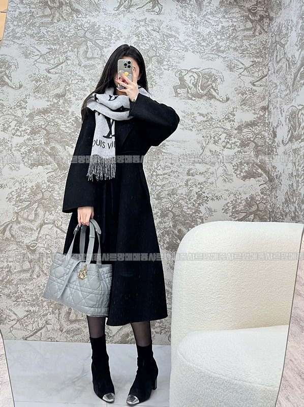 디올뚜주흐토트백  20260329-101532-021루.jpg