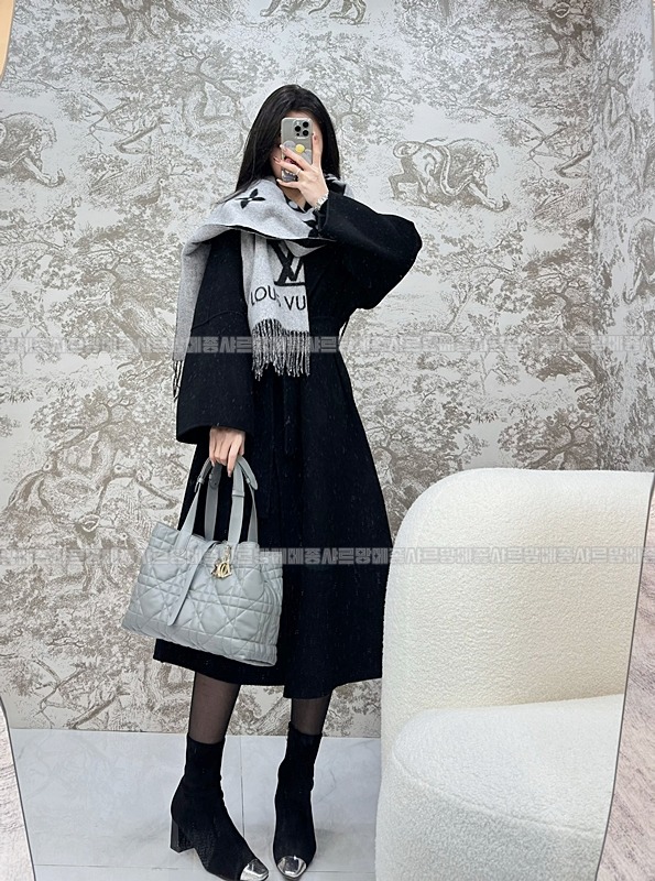 디올뚜주흐토트백  20260329-101533-023루.jpg