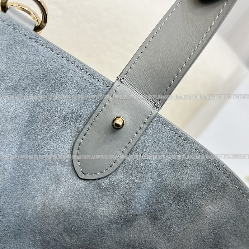 디올뚜주흐토트백  20260329-101530-010루.jpg