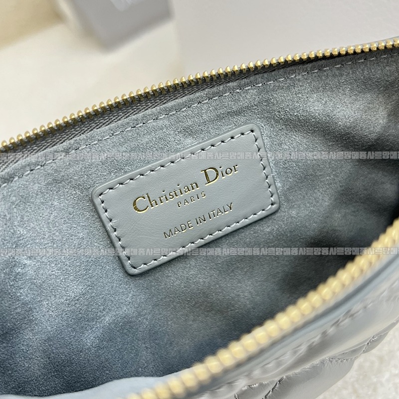 디올뚜주흐토트백  20260329-101532-019루.jpg