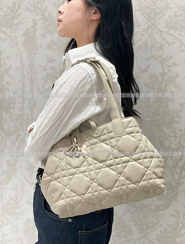 디올뚜주흐토트백  20260329-102242-025루.jpg