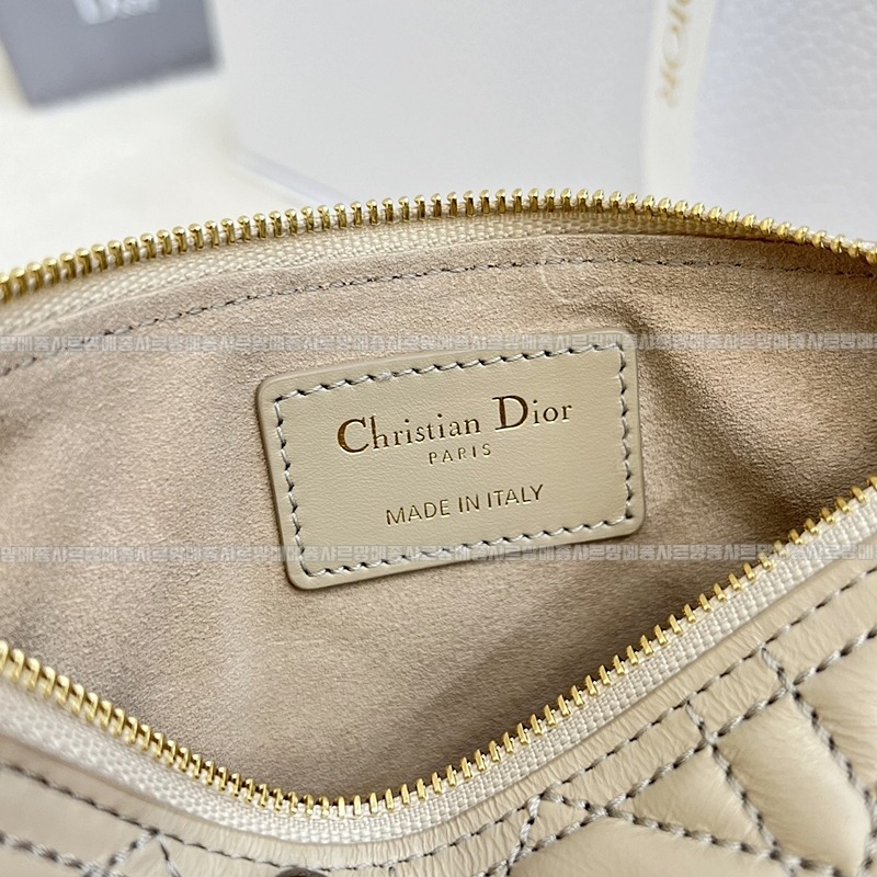 디올뚜주흐토트백  20260329-102241-021루.jpg