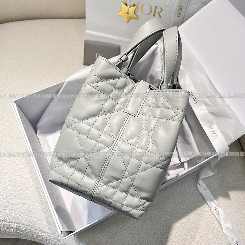 디올뚜주흐토트백  20260329-103141-004루.jpg