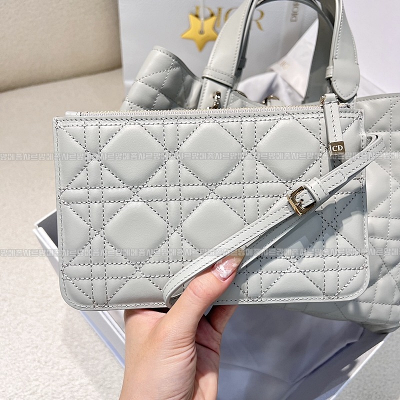 디올뚜주흐토트백  20260329-103141-009루.jpg