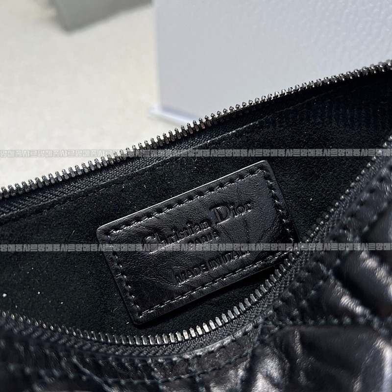 디올뚜주흐토트백  20260329-103405-014루.jpg