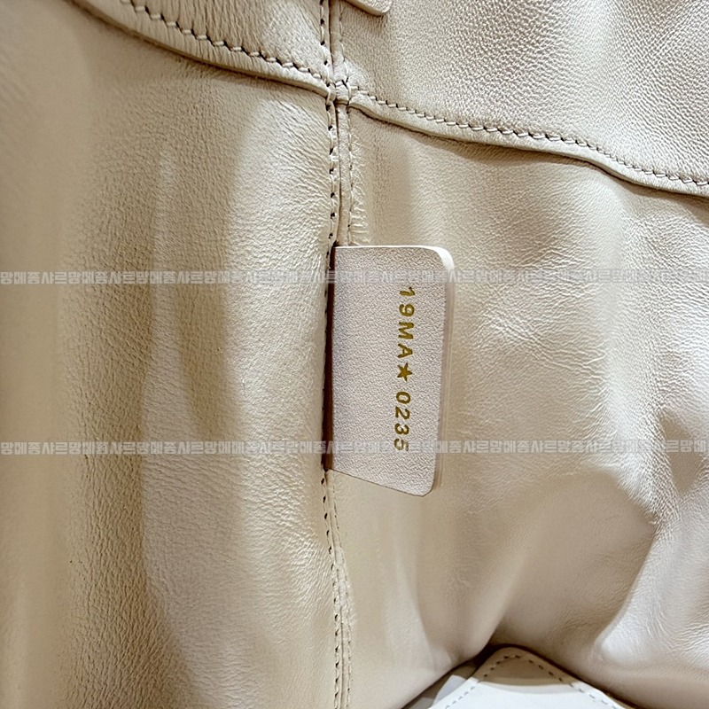 디올뚜주흐토트백  20260329-103834-014루.jpg