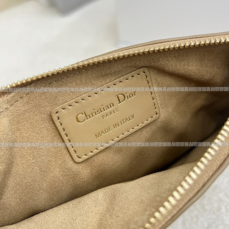 디올뚜주흐토트백스몰  20260329-105036-022루.jpg