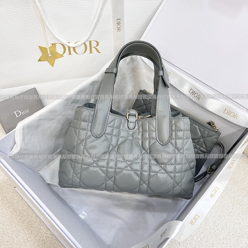 디올뚜주흐토트백스몰  20260329-105410-002루.jpg