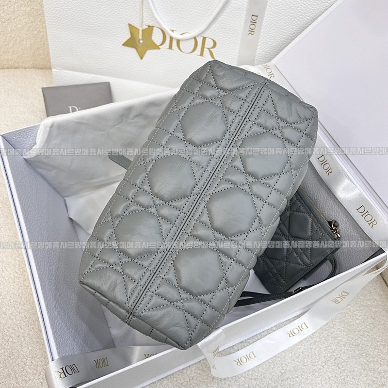 디올뚜주흐토트백스몰  20260329-105410-004루.jpg