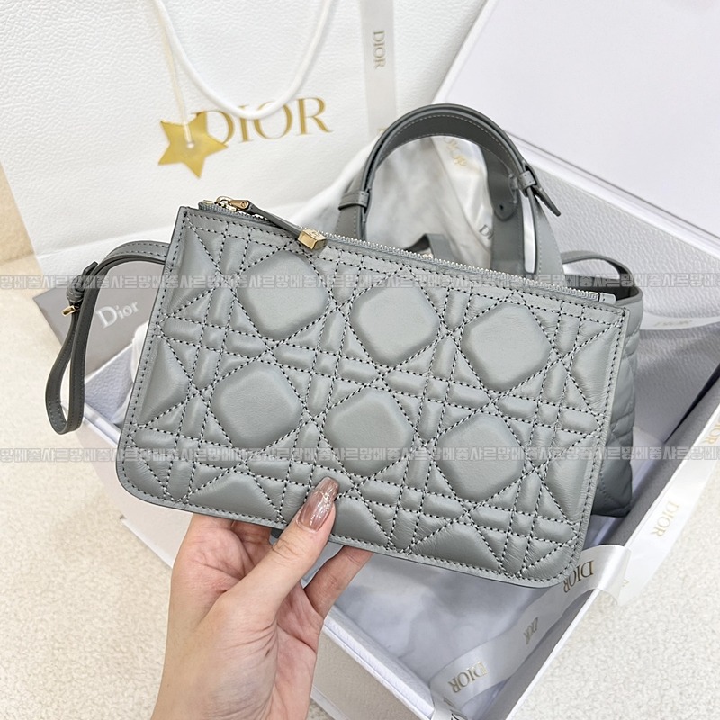 디올뚜주흐토트백스몰  20260329-105410-009루.jpg