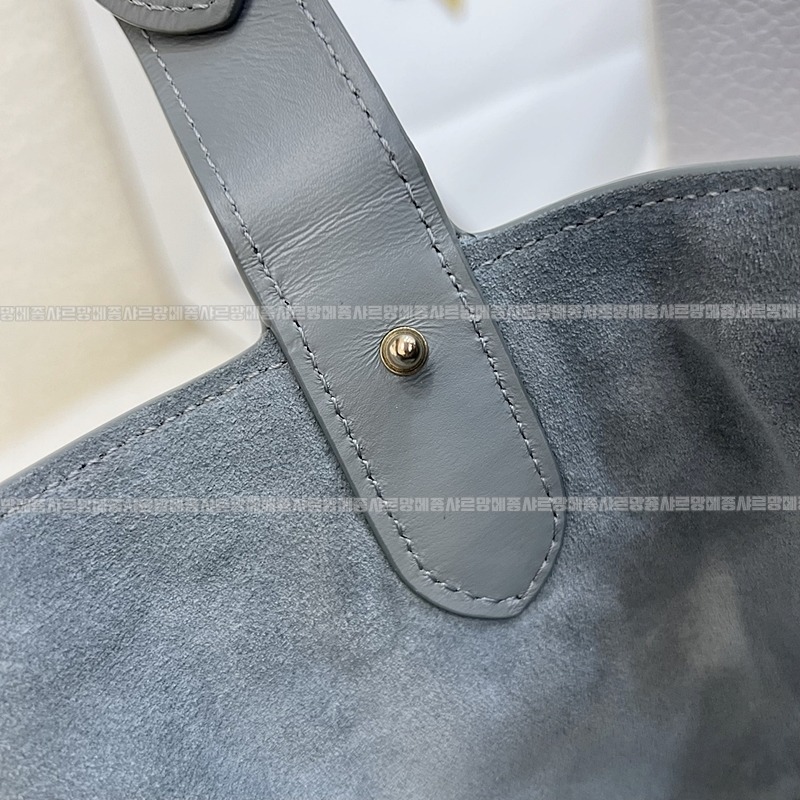 디올뚜주흐토트백스몰  20260329-105411-013루.jpg